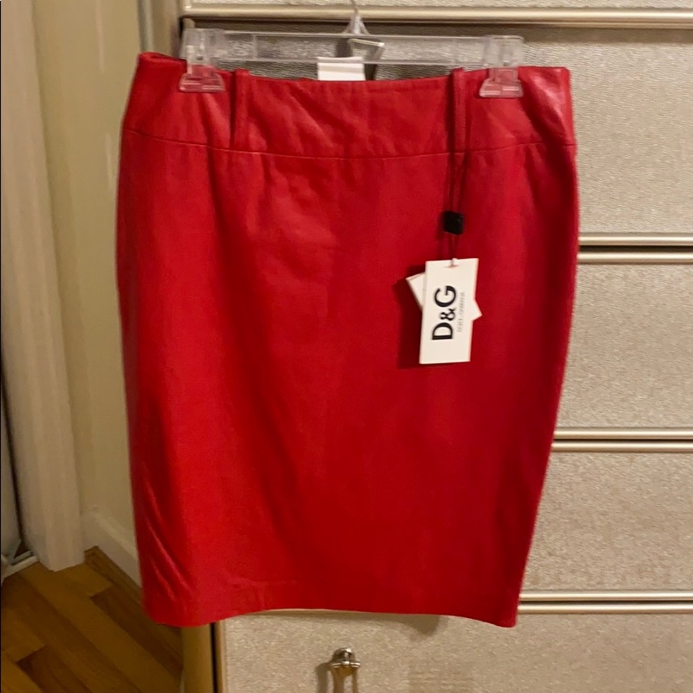 Dolce Gabanna red leather skirt